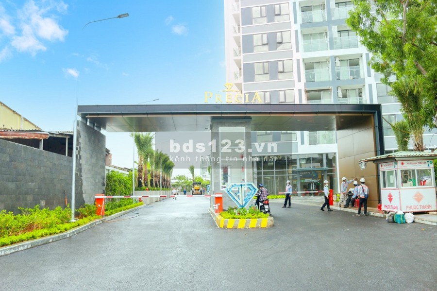 Chuyên sang nhượng căn hộ Precia Quận 2, giá chỉ 53 triệu/m2, tặng máy lạnh, máy nước nóng
