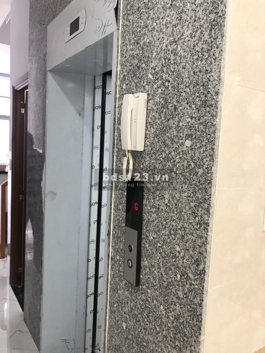 Cho thuê nhà mặt tiền đường 3/2 liên hệ 0774348841, giá…