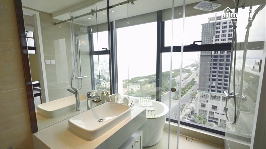 Căn hộ biển Đà Nẵng view siêu đẹp 2 PN giá 5. 9 tỷ sở hữu lâu dài, thanh toán linh hoạt