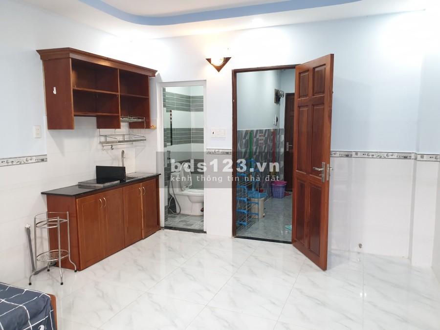 PHÒNG MÁY LẠNH THOÁNG MÁT SẠCH ĐẸP