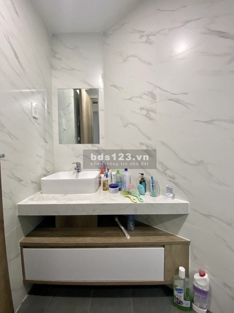 Bán Nhanh Căn Hộ 56m2 Giá 2,8 Tỷ, View Thoáng Mát, Liên Hệ 090 70 72 886 - Ms. Thủy