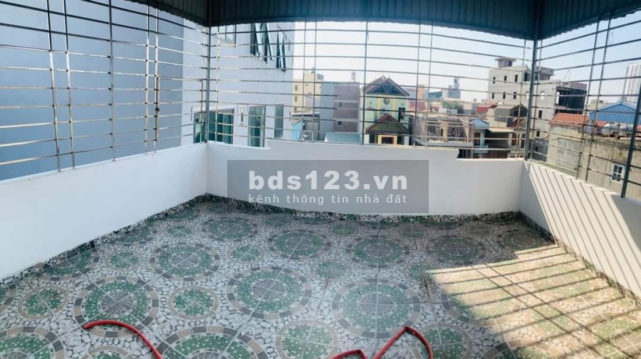 Cần bán nhà Hoàng Quốc Việt Nhà Đẹp Lung Linh 30m2, 5 tầng giá công khai 2.9 tỷ Cầu Giấy