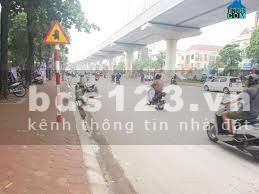 Bán gấp nhà 7 tầng thang máy, thông sàn mặt vòng xoay, kinh doanh khủng giá tốt