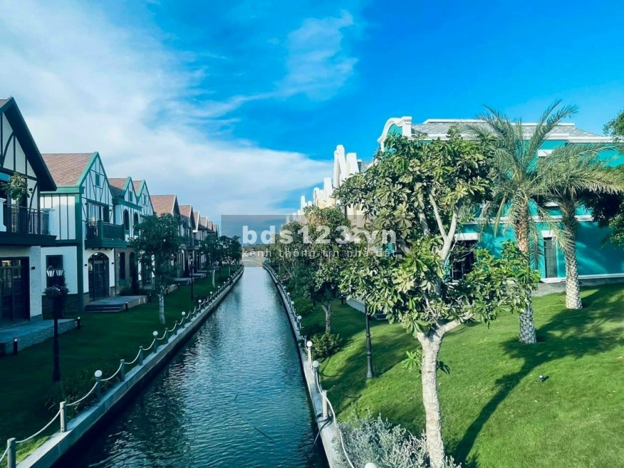Đầu tư biệt thự biển chỉ với 1.3 tỷ đến khi nhận nhà tháng 8/2023 tiện ích đẳng cấp 5 sao