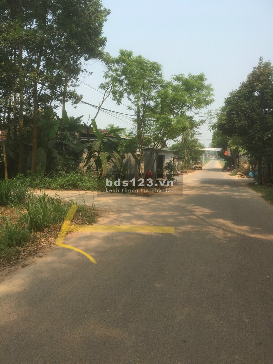 Chính chủ giao bán lô đất 2 mặt tiền gần KCN giá 1,6 tỷ dtsd 100 m2 gần khu tái định cư