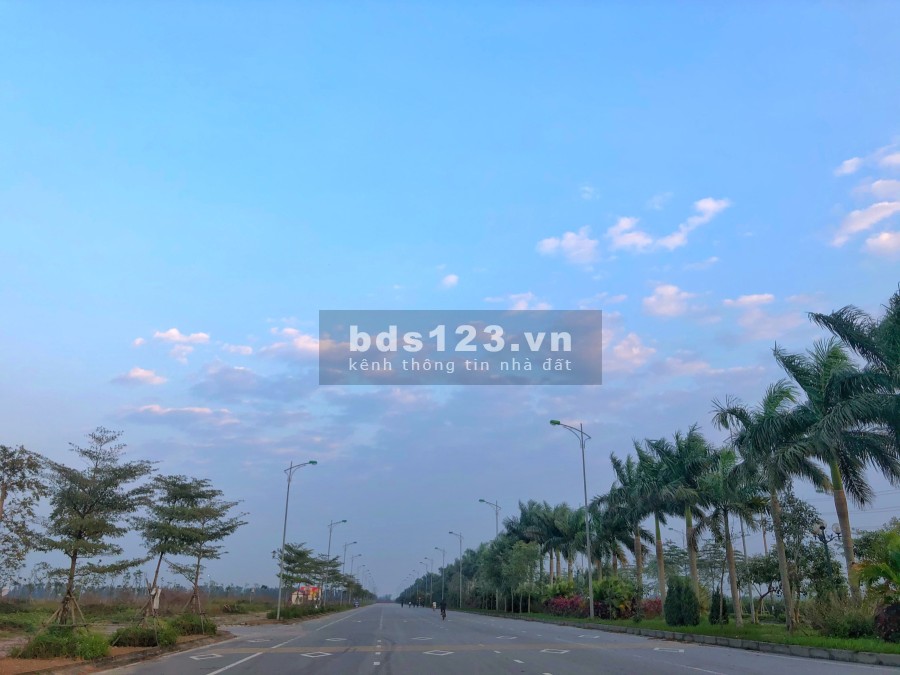 Bán Lô 1 Siêu Phẩm View Hồ Cực Vip Giá Đầu Tư Cực Tốt chỉ 20.9 triệu/m2
