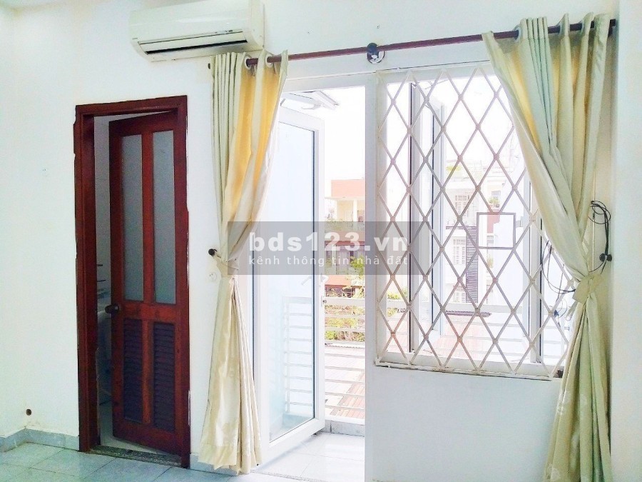 Bán nhà 4 lầu mặt tiền đường số cách Lâm Văn Bền 20m, phường Tân Quy, Quận 7