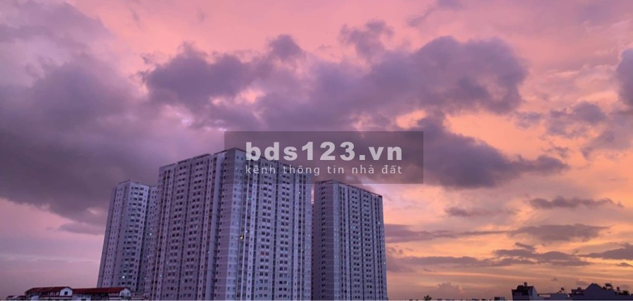 Đất nền chợ đầu mối Bình Điền diện tích 80m^2 liên hệ 0373943050, hướng Tây Bắc