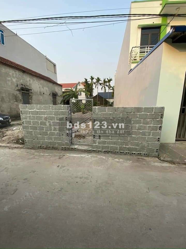Còn duy nhất 1 lô bds giá rẻ tại Vinh Quang khu dân cư xe ra vào thoải mái