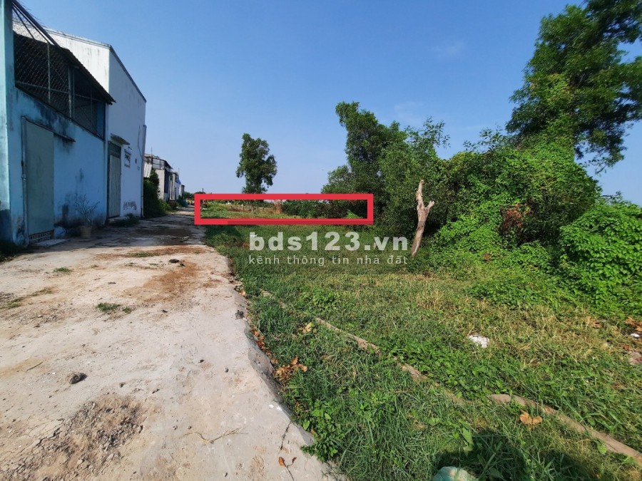 Diện tích sử dụng 90m2 đất thổ cư, sổ hồng riêng, Cần Giuộc - Long An giá 650 triệu