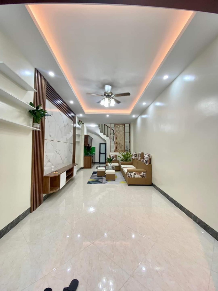 Bán nhà Linh Đàm, Hoàng Mai, 95m, 4T, MT 6,5m, 10 tỷ. Ô tô, kinh doanh