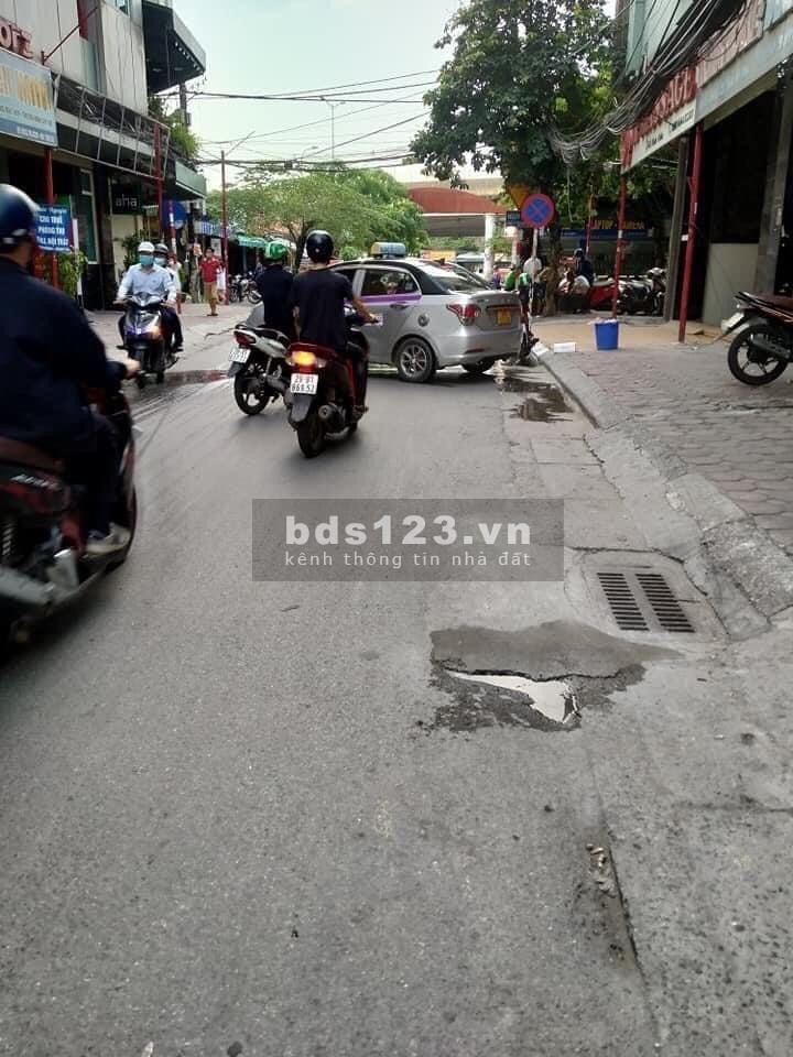 Nhỉnh 5tỷ dt 48m2 xây 4 tầng ô tô kinh doanh ngày đêm nhà đẹp trung tâm Mỹ Đình Nam Từ Liêm