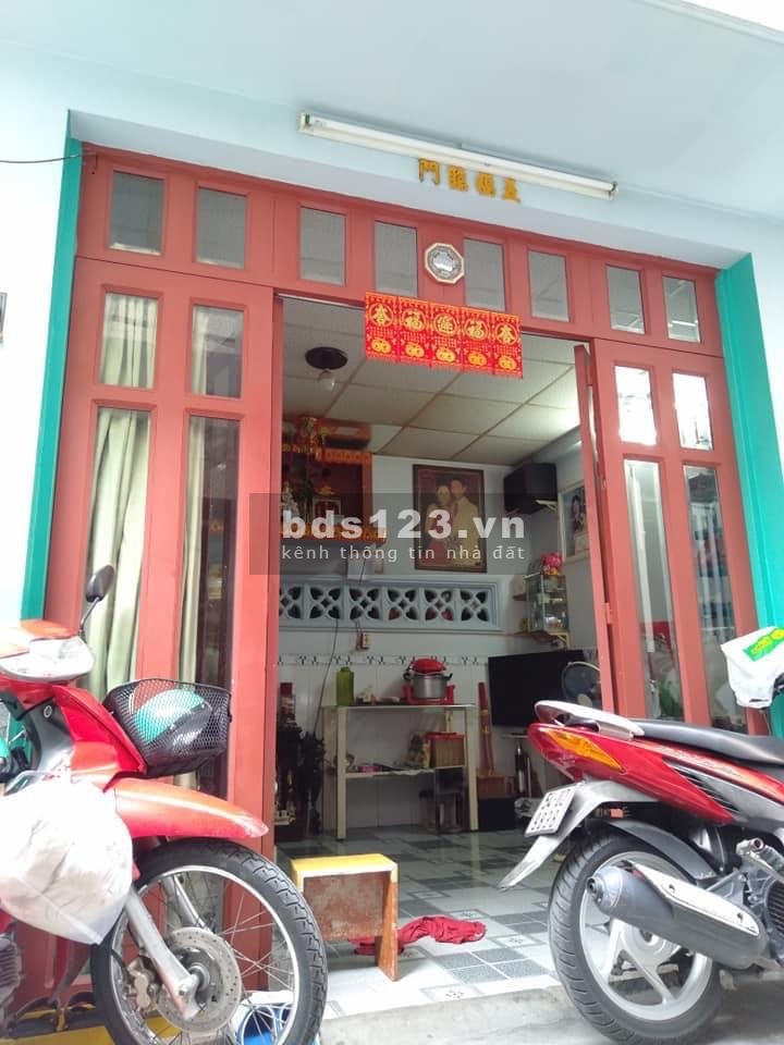 Bán nhà ngay gần trường học, bệnh viện Bình Tân giá thoả thuận chính chủ