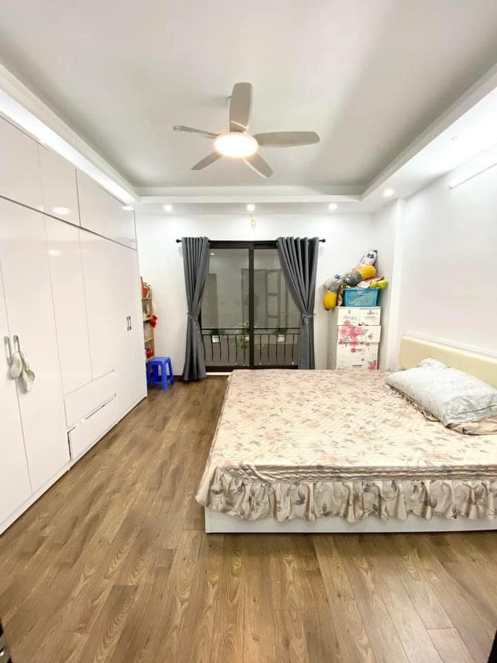 Nhà các viện Hà Đông 100m, phân lô vỉa hè ô tô đỗ cửa giá bán chỉ 3 tỷ, sổ sẵn