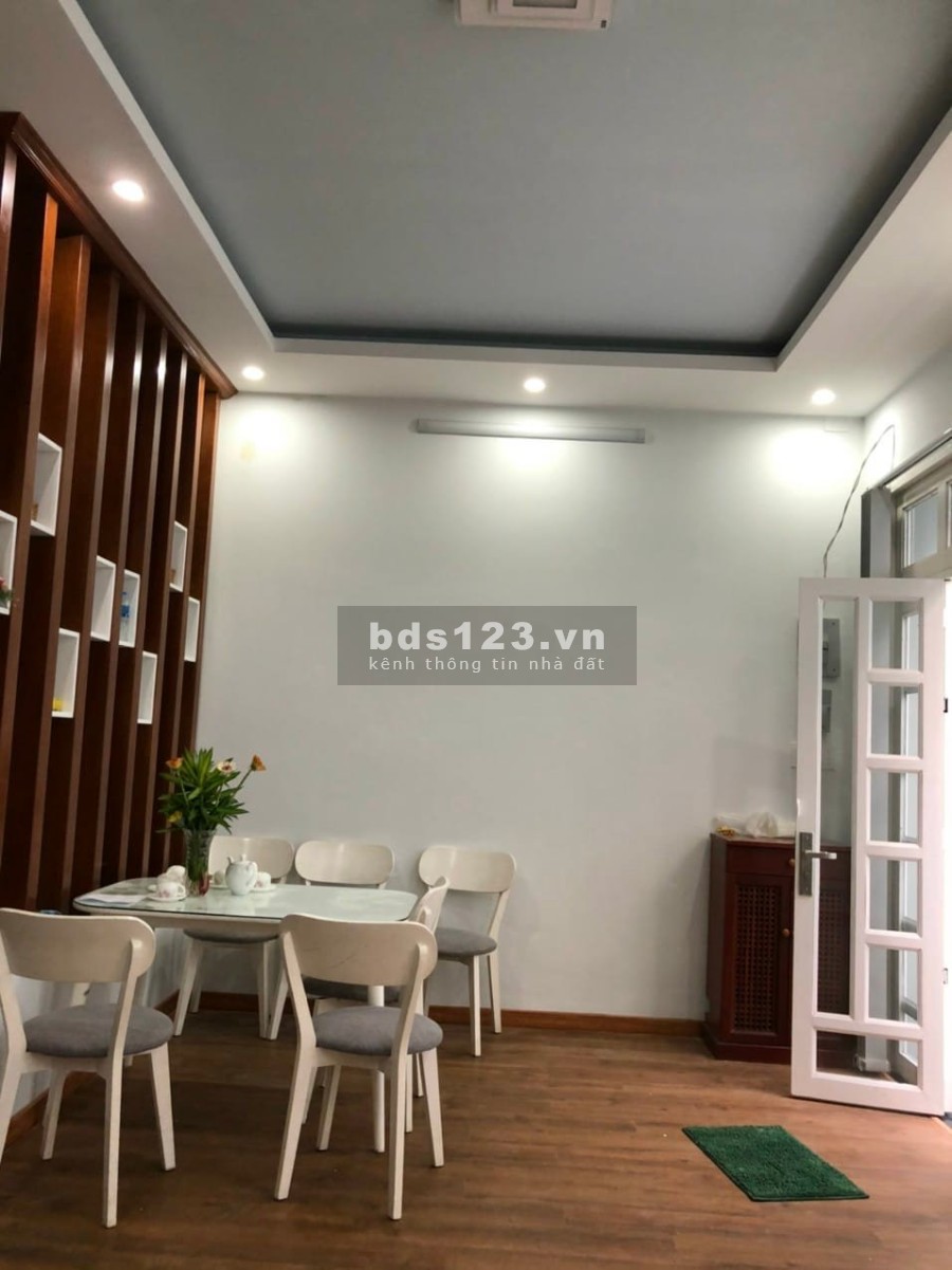Nhà nguyên căn một xẹt Năm Châu hơn 60m2, Quận Tân Bình giá bán 7.9 tỷ, lh 0908378406