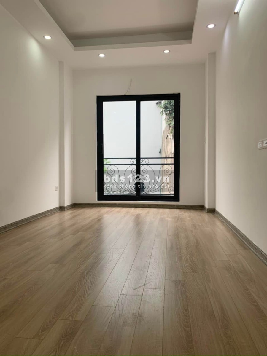 5 tầng mới tinh chỉ việc về ở diện tích 80m2 ô tô tránh giá 3.5 tỷ phố Giáp Nhị