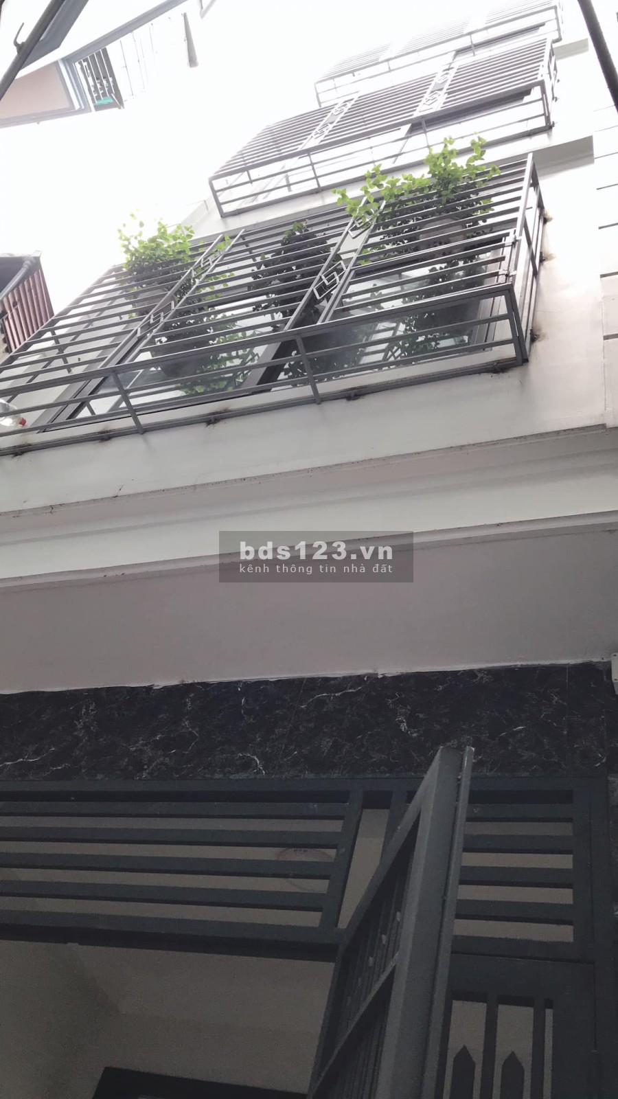 Bán nhà Minh Khai diện tích sử dụng 45m2, giá bán chỉ 4,3 tỷ 5 tầng nhà đẹp