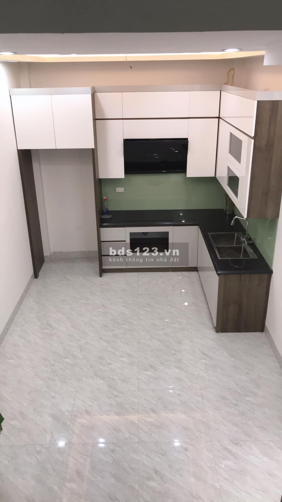 Bán nhà Minh Khai diện tích sử dụng 45m2, giá bán chỉ 4,3 tỷ 5 tầng nhà đẹp