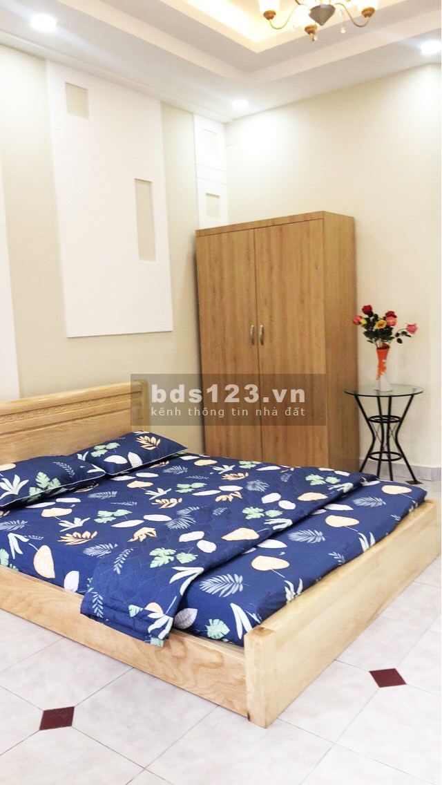 Bán căn hộ dịch vụ 15 phòng ngay sát đường Lâm Văn Bền, phường Tân Quy, Quận 7