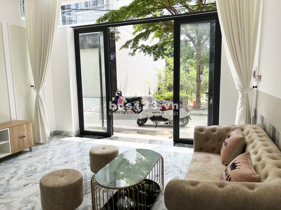 Bán nhà mới 5,6 tỷ hẻm 83 đường Đào Tông Nguyên, Thị Trấn Nhà Bè, Huyện Nhà Bè ( Khu Sài Gòn Mới)