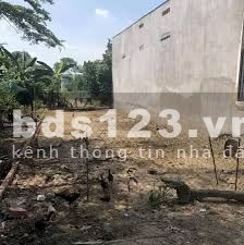 Nợ nặng lãi bán gấp lô đất gần cổng Mỹ Phước 3 đường bê tông 7m, dân đông giá rẻ
