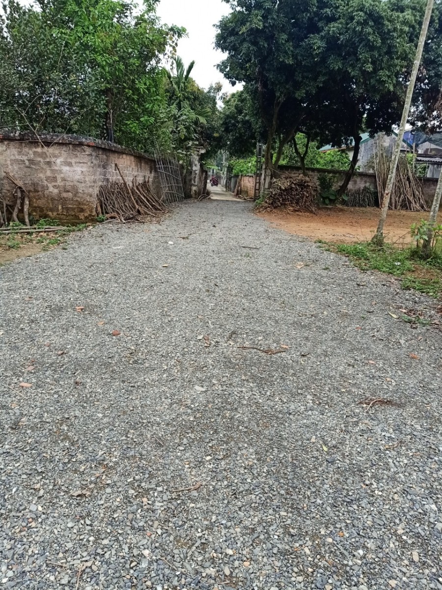 Bán Lô đất 2.740 m2 200 TC View hồ đẹp đường to ngõ rộng xuân mai hà nội