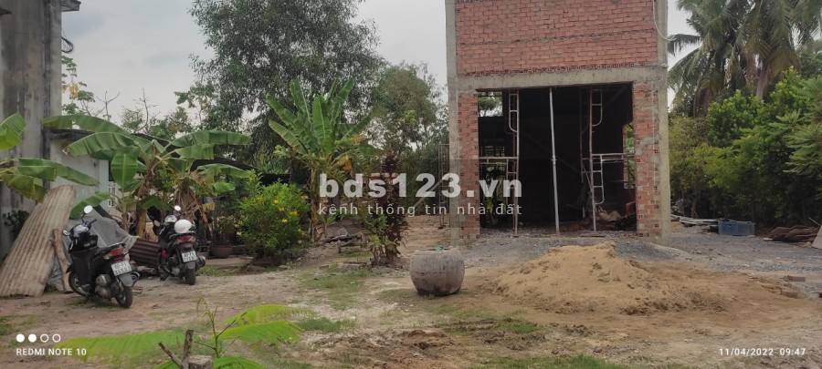 Chủ đất cần bán gấp 3 lô biệt thự nghĩ dưỡng và 3 lô đất nền ngay chợ Bến Gỗ giá 4.5 tỷ
