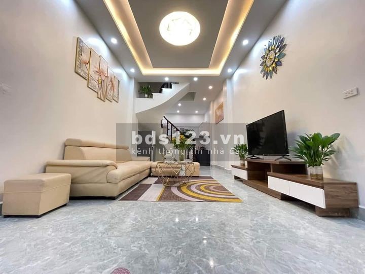 Cần bán nhà mặt phố Nguyễn Trãi, Hà Đông 40m2, 5 tầng, giá 7 tỷ, sổ đỏ nở hậu sang tên ngay