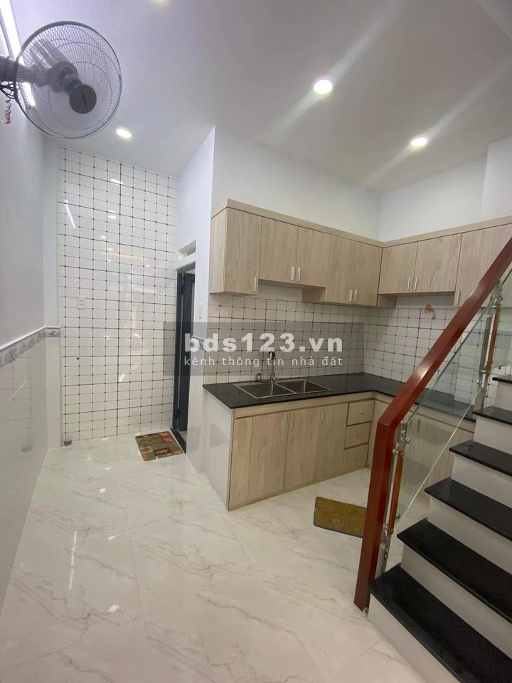 Sở hữu căn nhà phố đẳng cấp thật dễ dàng chỉ 945 triệu mức giá vô cùng hấp dẫn
