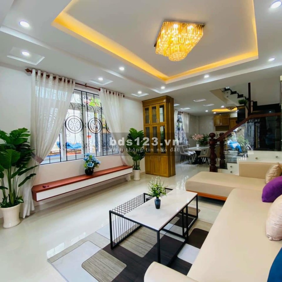 Bán biệt thự vườn khu vực vàng Bình Chánh xây dựng kiên cố, gỗ cao cấp, pháp lý đủ
