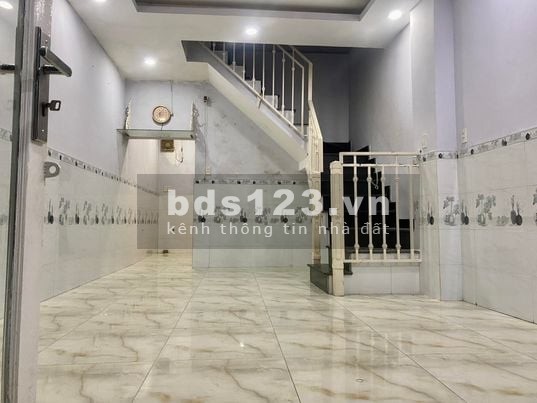 Nhà nguyên căn giá rẻ gần chợ Bà Chiểu, giá tốt để ở, khu an ninh