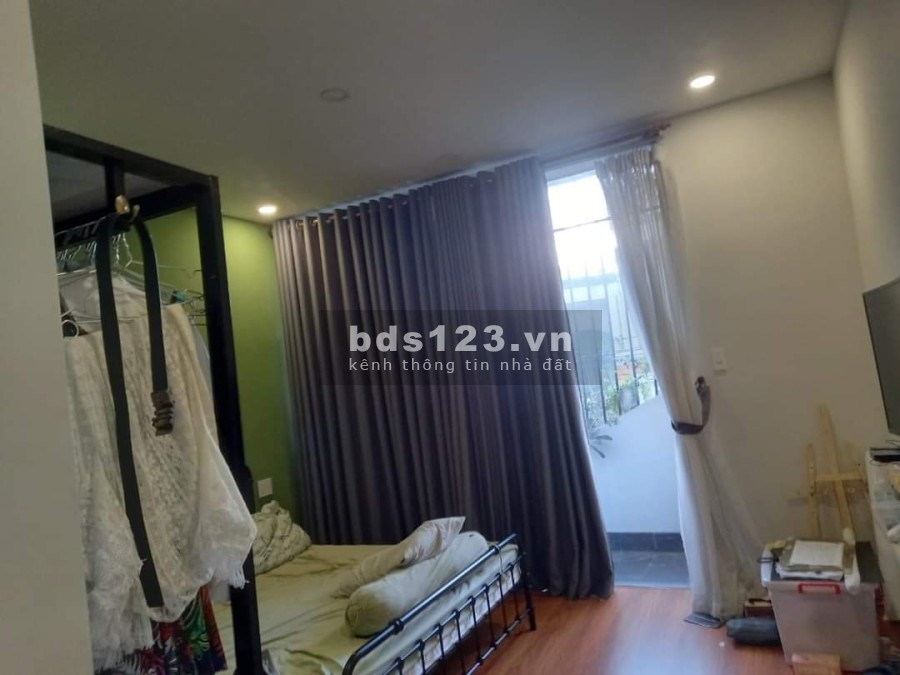 Nhà mới 4 tầng, hẻm xe hơi rộng. Gần Công viên Nguyễn Sỹ Sách giá bán chỉ 6,3 tỷ