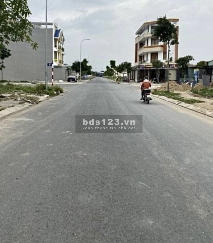 Bán đất ngay đường Trần Văn Giàu, khu vực dân cư an ninh đất thổ cư lớn, lhcc