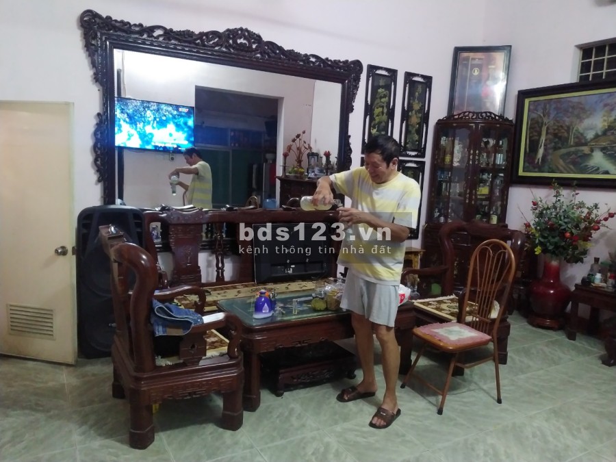 Bán nhà mặt đường Hoàng Tích Trí Quận Đống Đa bìa chính chủ giá bán 10 tỷ, giá tốt