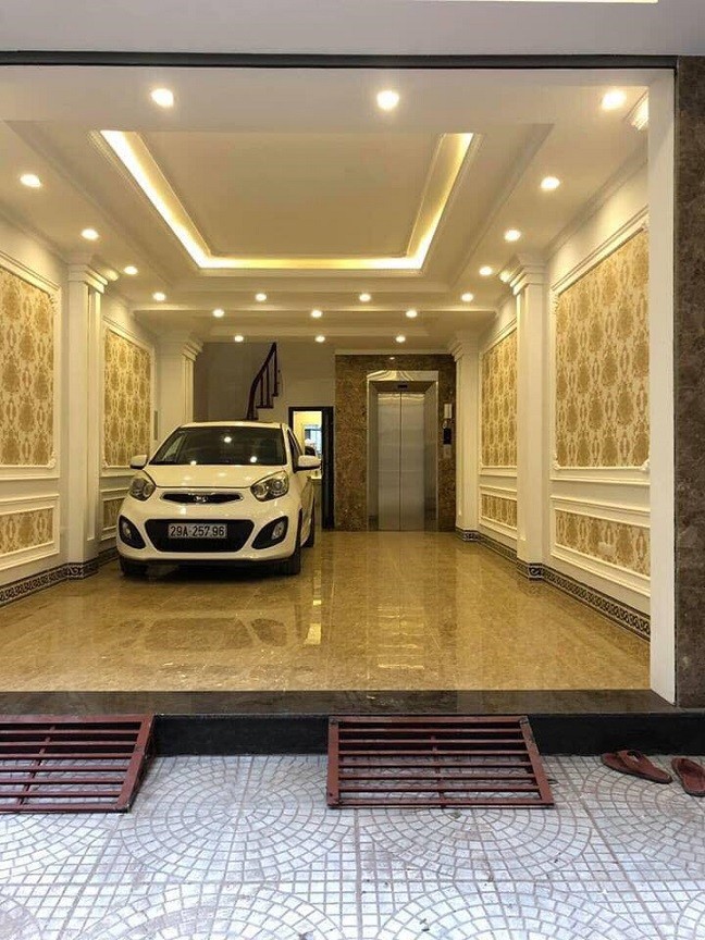 Tối cần bán nhà chính chủ đẹp hẻm xe hơi 6 lầu Lý Thái Tổ liên hệ 0907098646