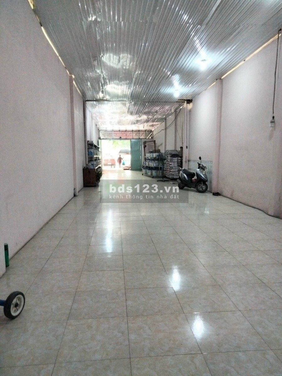 Chính chủ cần bán gấp nhà đang ở giá bán 10.5 tỷ, đầy đủ giấy tờ pháp lý, kiến trúc đẹp