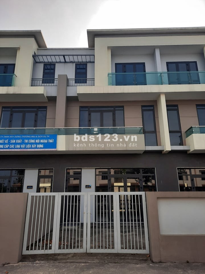 Bán nhà phố thương mại hàng hiếm tại Từ Sơn - Bắc Ninh tiện ích đẳng cấp, sổ chính chủ