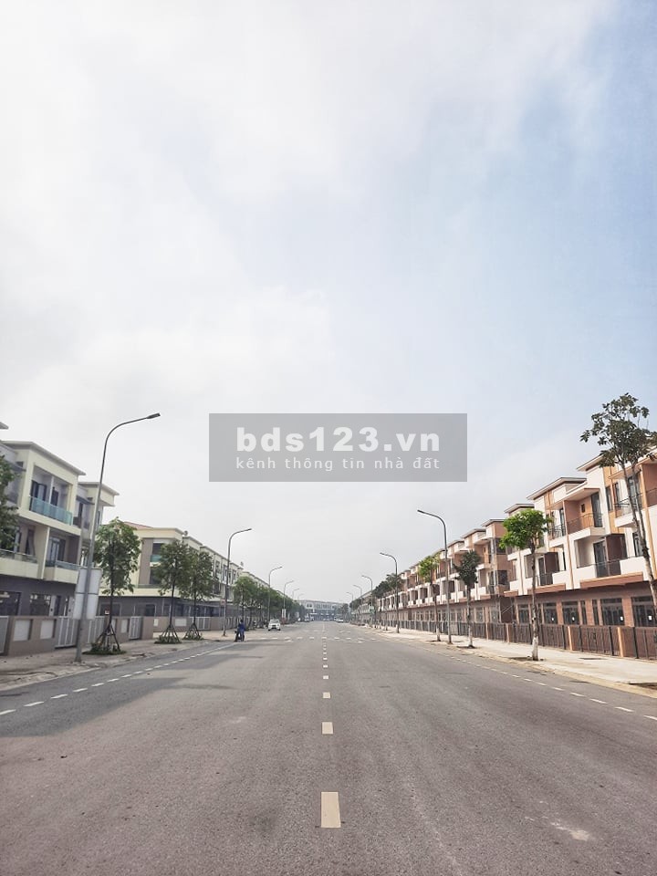 Bán nhà phố thương mại hàng hiếm tại Từ Sơn - Bắc Ninh tiện ích đẳng cấp, sổ chính chủ