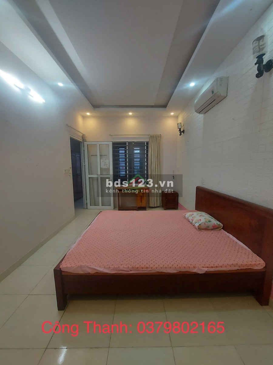 Cần bán gấp nhà Khu Nam Việt Á, 3 tầng, dtsd 110m2, đường 10.5m liên hệ 0379802165