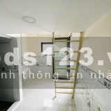 Phòng trọ mới xây full nội thất có ban công ở Hòa Bình có gác rộng, vị trí đắc địa