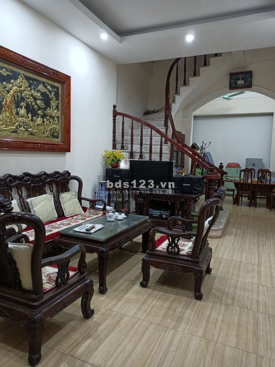Cho thuê mặt bằng kinh doanh diện tích 170m2 giá 21 triệu/tháng liên hệ 0942347189