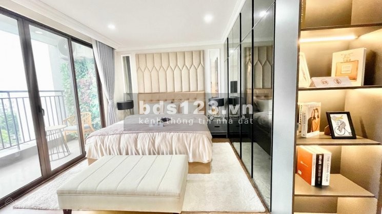 Bán căn hộ view Tây Hồ tầng trung giá bán 35 triệu/m2, trực tiếp chủ đầu tư, nhận nhà ở luôn