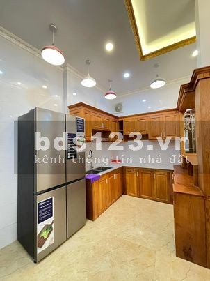Bán nhà tặng nội thất, ngay chợ Phạm Văn Hai, diện tích sử dụng 43m2, chỉ 6,5 tỷ