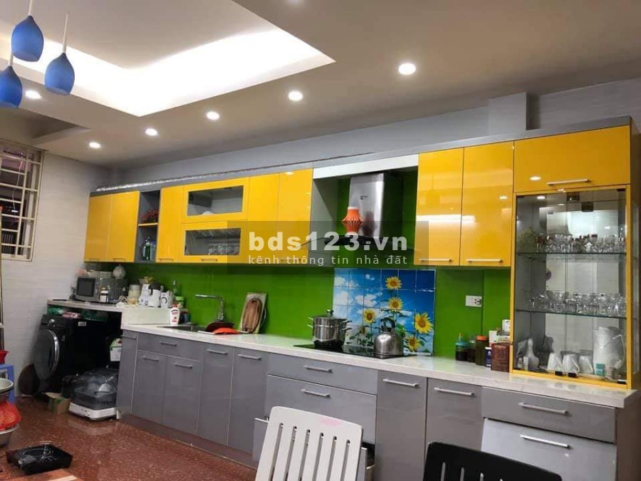 Bán gấp nhà Khương Trung, Quận Thanh Xuân dtsd 60m2, 6 tầng, giá 6.5 tỷ