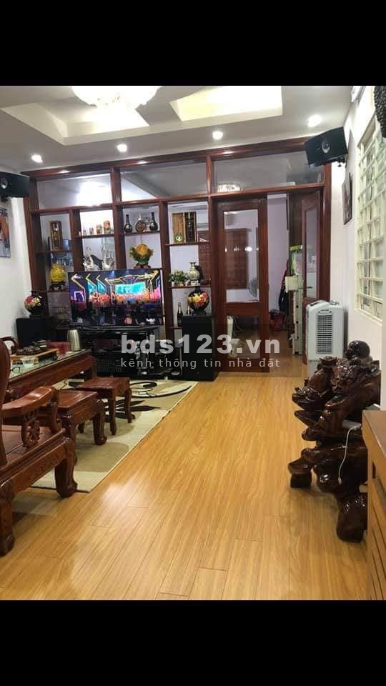 Bán gấp nhà Khương Trung, Quận Thanh Xuân dtsd 60m2, 6 tầng, giá 6.5 tỷ
