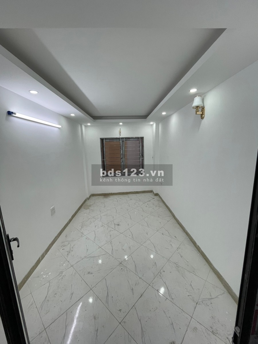 Cực phẩm nhà to giá nhỏ diện tích 35m2, 5 tầng giá bán 3 tỷ phố Nam Dư Quận Hoàng Mai