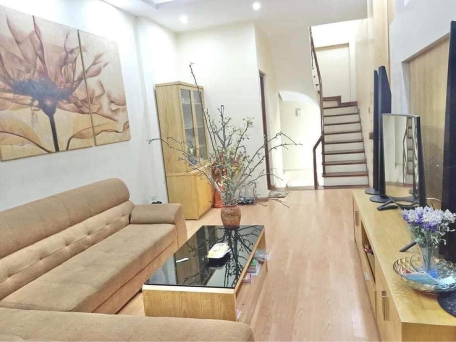 Cần bán nhà Khương Trung Thanh Xuân, 5 tầng đúc, dtsd 35m2, ngõ ô tô chỉ 3.9 tỷ