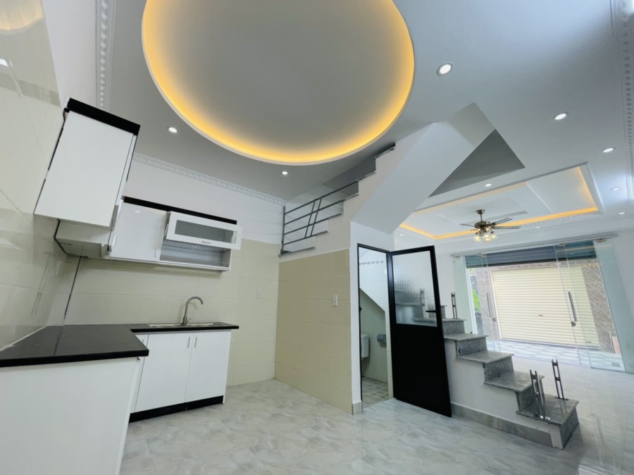 Bán nhà to Quận Hải An diện tích 40m2, liên hệ 0389530999 sổ đỏ chính chủ, khu dân cư đông
