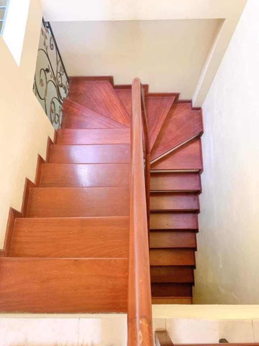 Cần bán nhà Khương Trung Thanh Xuân, 5 tầng đúc, dtsd 35m2, ngõ ô tô chỉ 3.9 tỷ
