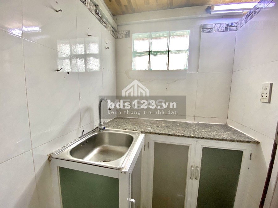 Phòng trọ giá rẻ hạt dẻ như hình ngay Lê Đình Cẩn tiện ích đủ, giá tốt, lh 0932681273